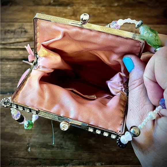 Vintage Mary Frances butterfly, beads and bows handbag - Picture 3 of 4